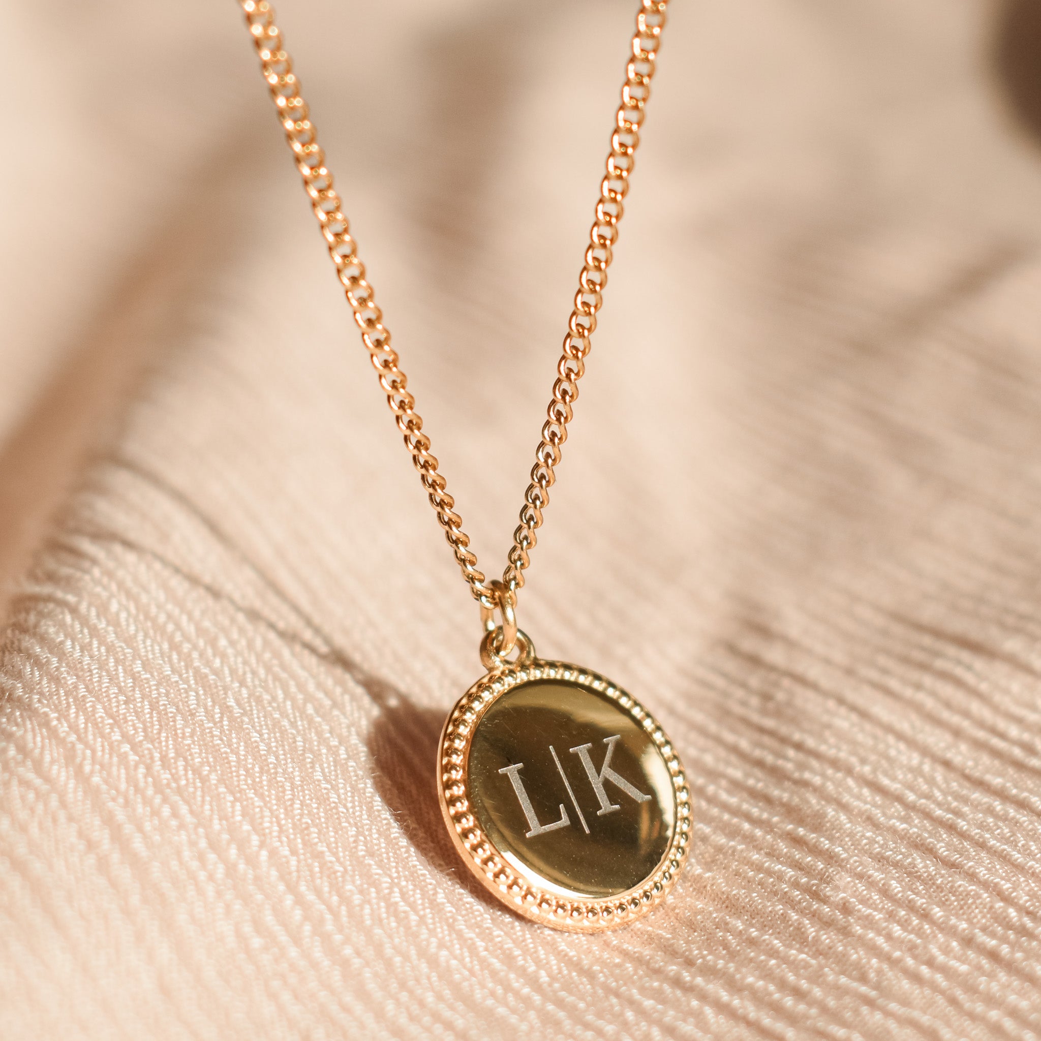 ketting-initialen-437mef-1.jpg ketting initialen - Afbeelding 1
