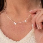 ketting met letter goud